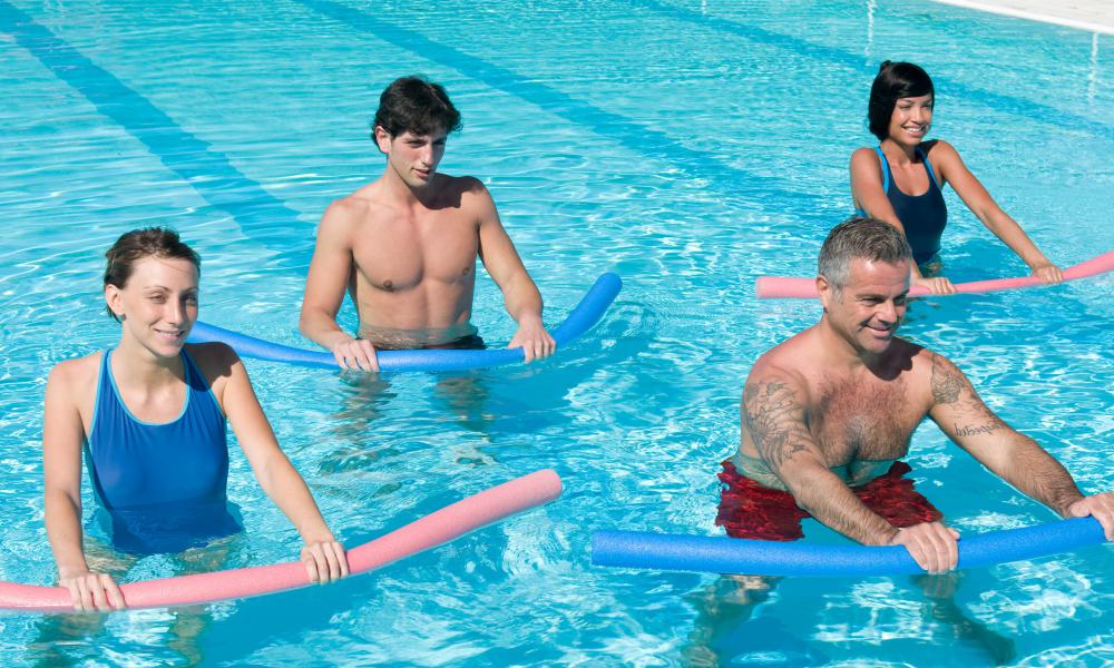 Choosing the Right Pool Equipment and Accessories: A Comprehensive Guide