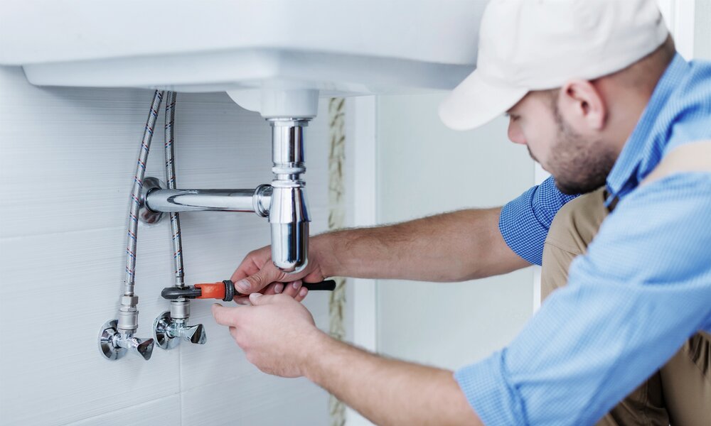 Detecting and Repairing Water Leaks: A Comprehensive Guide